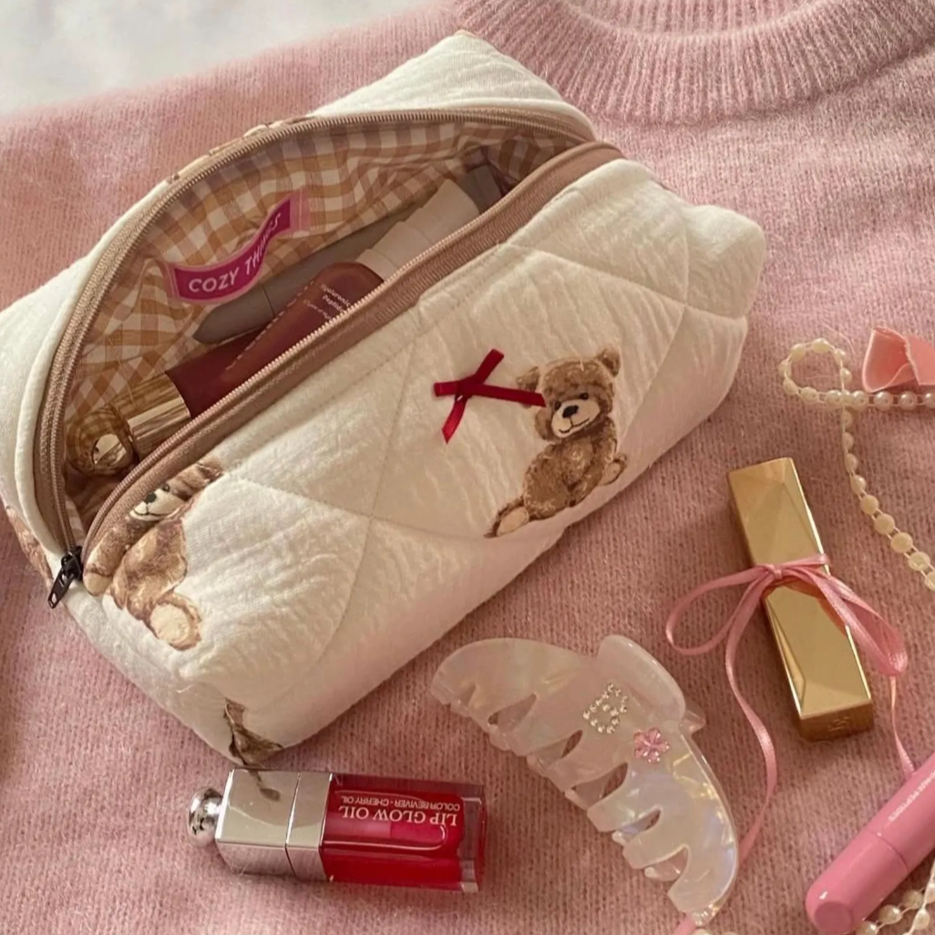 🧸 Teddy Snuggle Quilted Makeup Bag