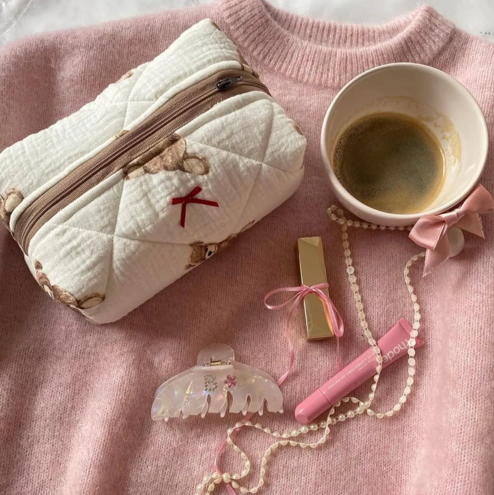 🧸 Teddy Snuggle Quilted Makeup Bag