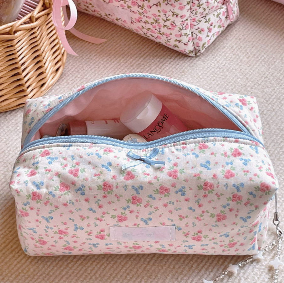 🫐 Berry Makeup Bag